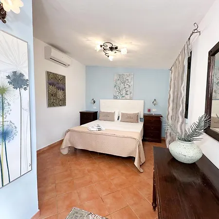Costa House *